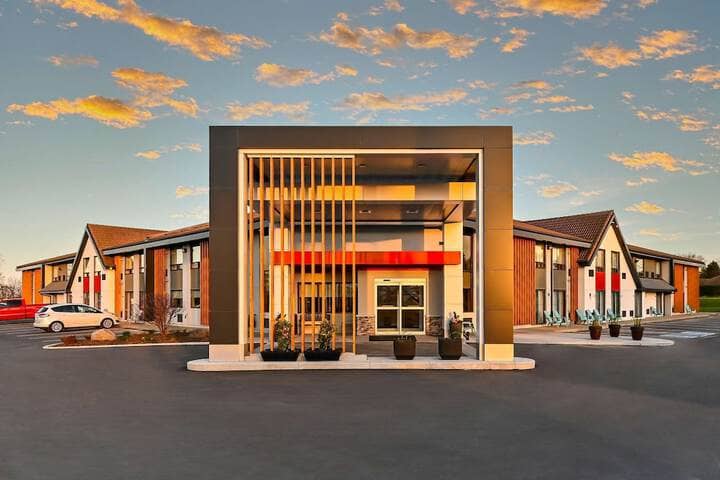 Hotel 51 of 60